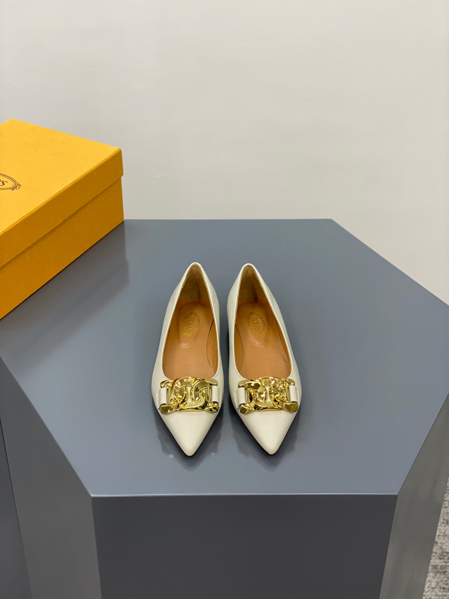 토즈 여자 구두