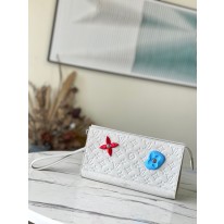 루이비통 M81556 클러치백