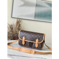 루이비통 여자가방 M42247