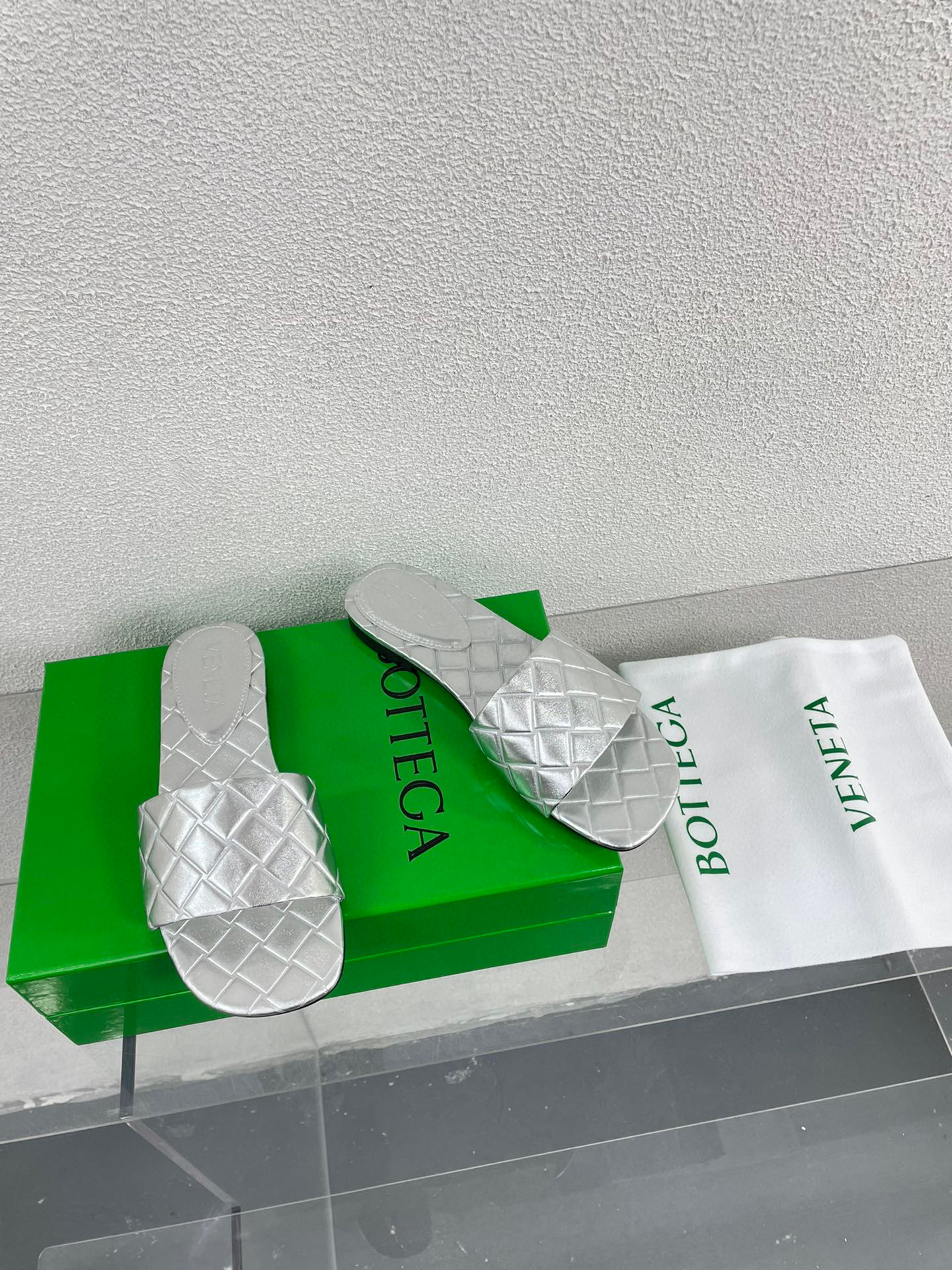 보테가베네타 여자 슬리퍼