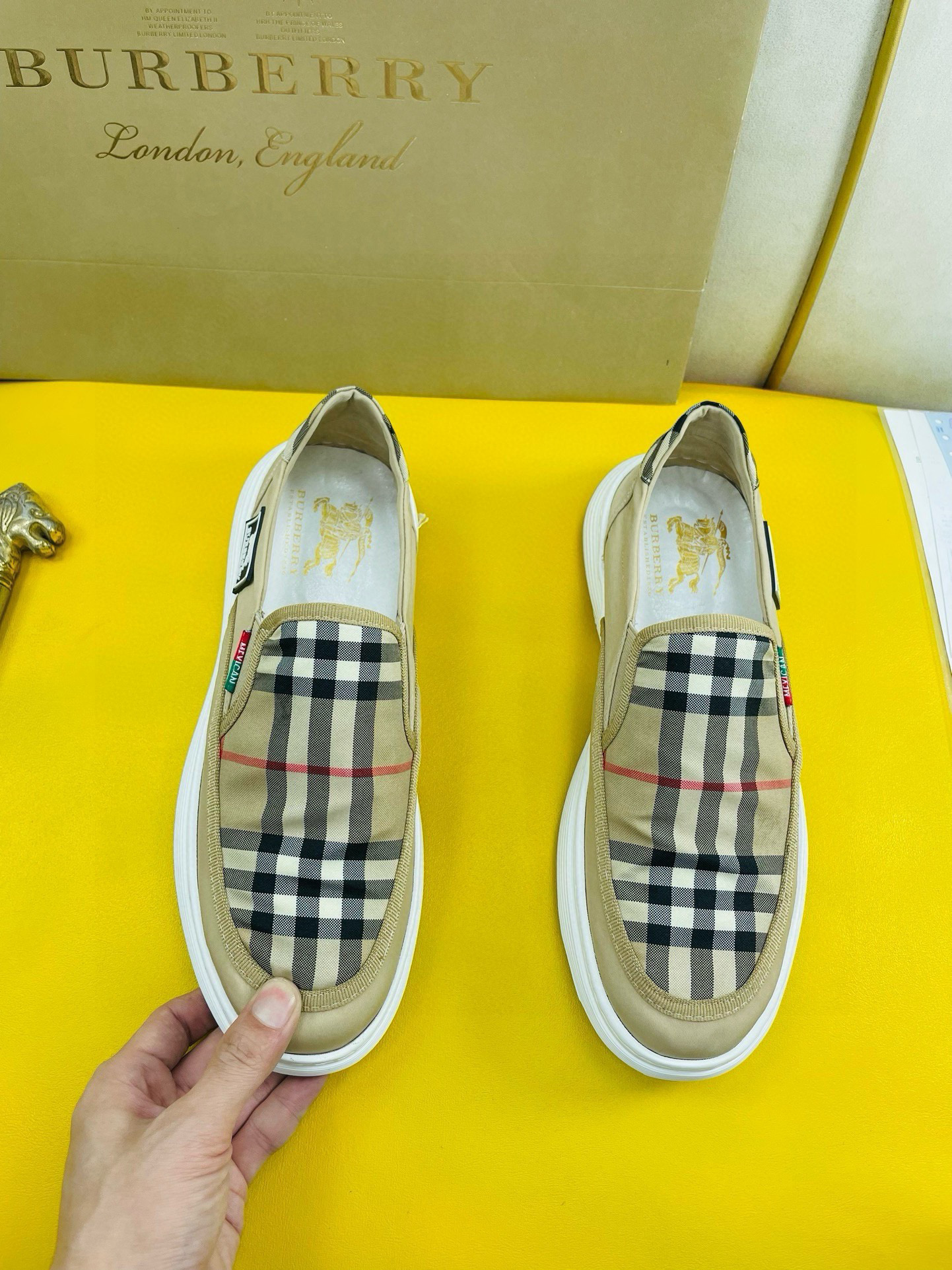 버버리 남자 스니커즈 신발 운동화