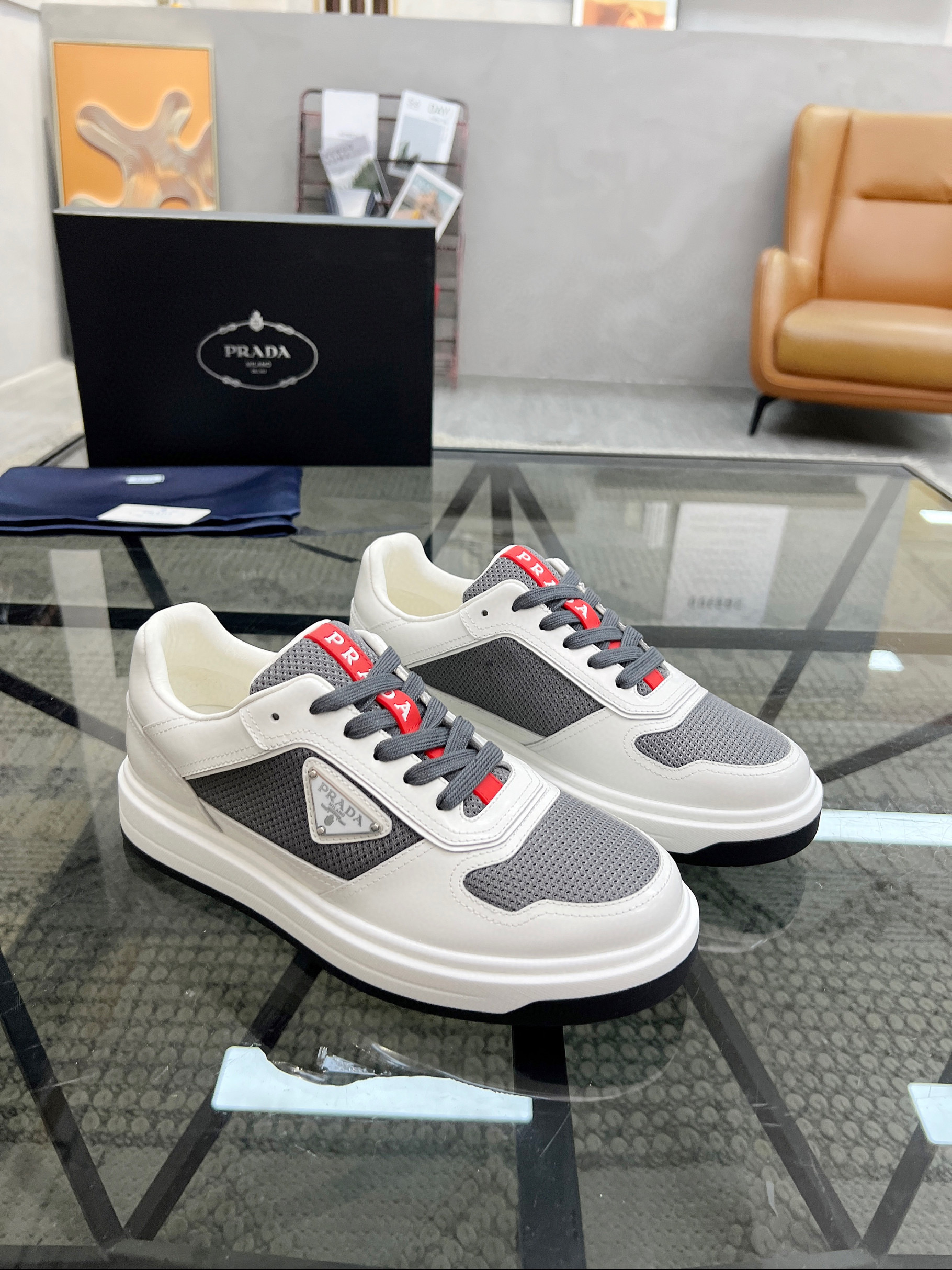 프라다 남자 스니커즈 신발 운동화