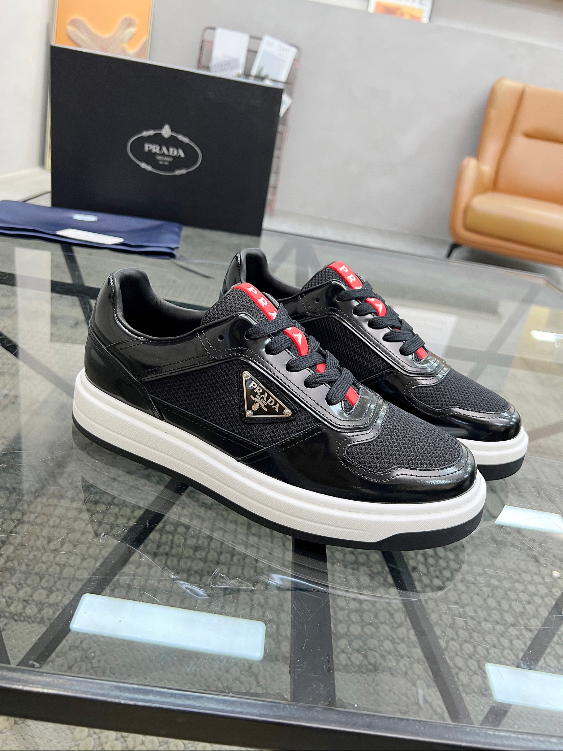 프라다 남자 스니커즈 신발 운동화