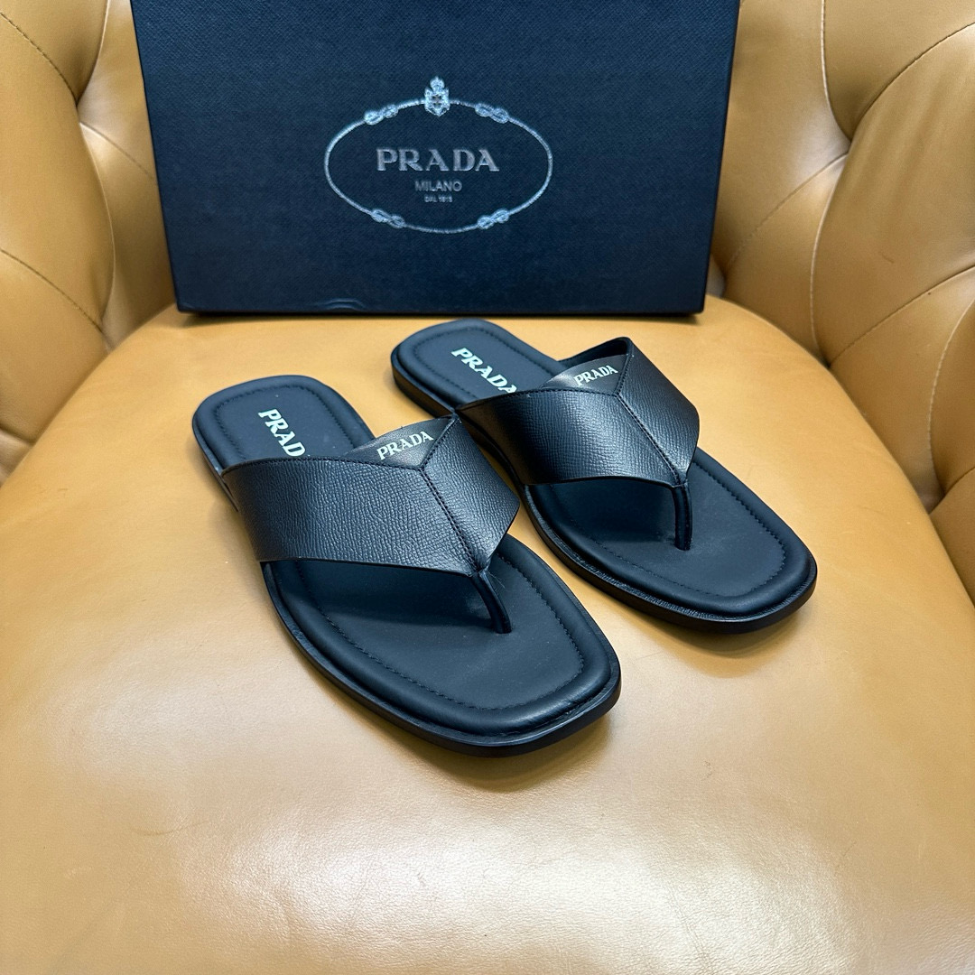 프라다 남자 슬리퍼