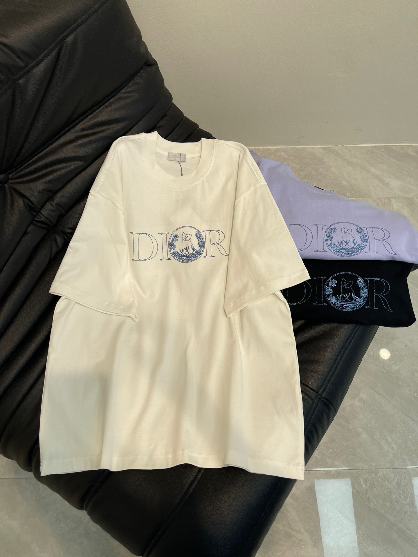 디올 여자 반팔티셔츠