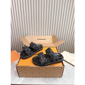 루이비통 남여 공용 슬리퍼