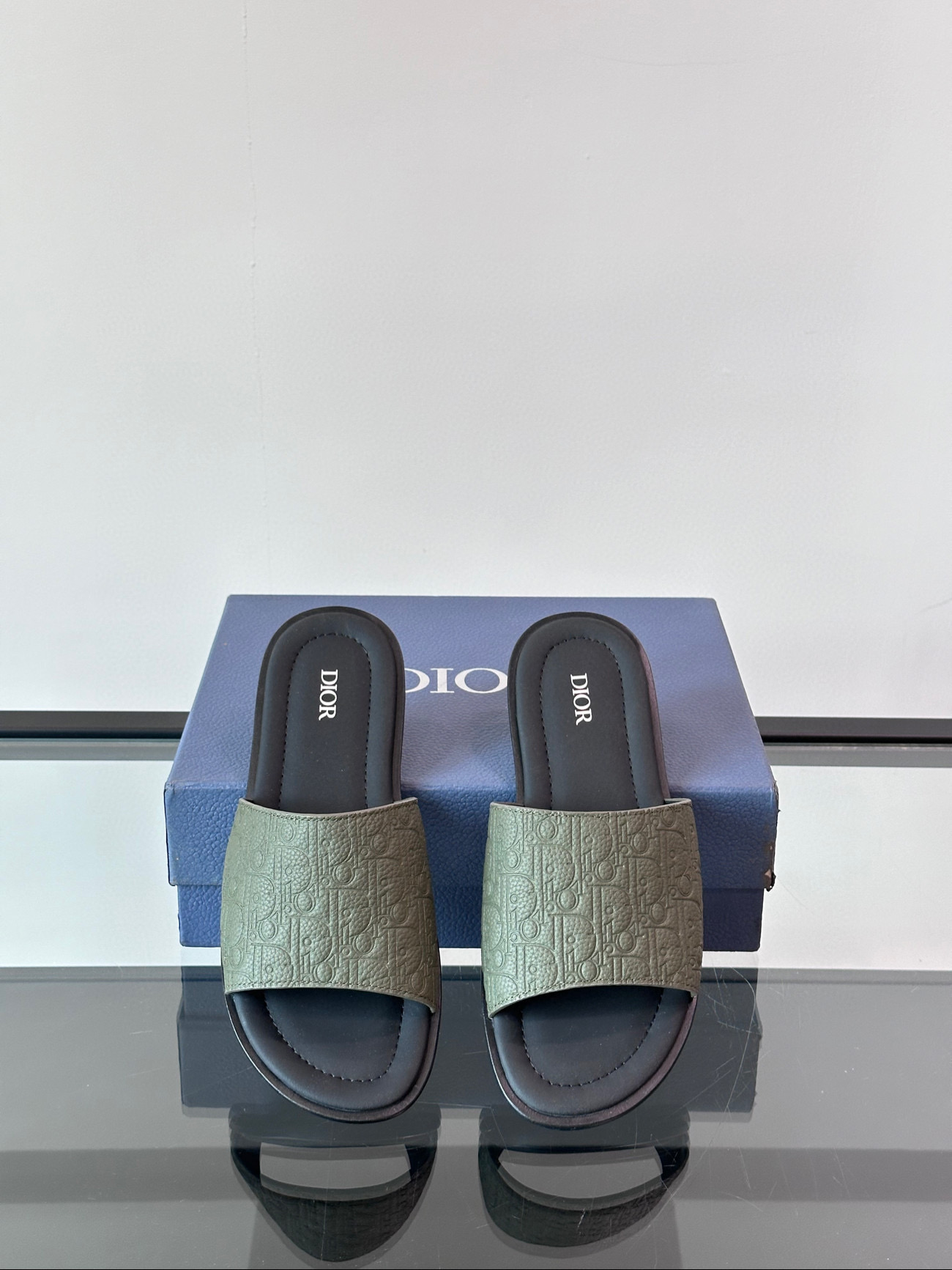 디올 남자 슬리퍼