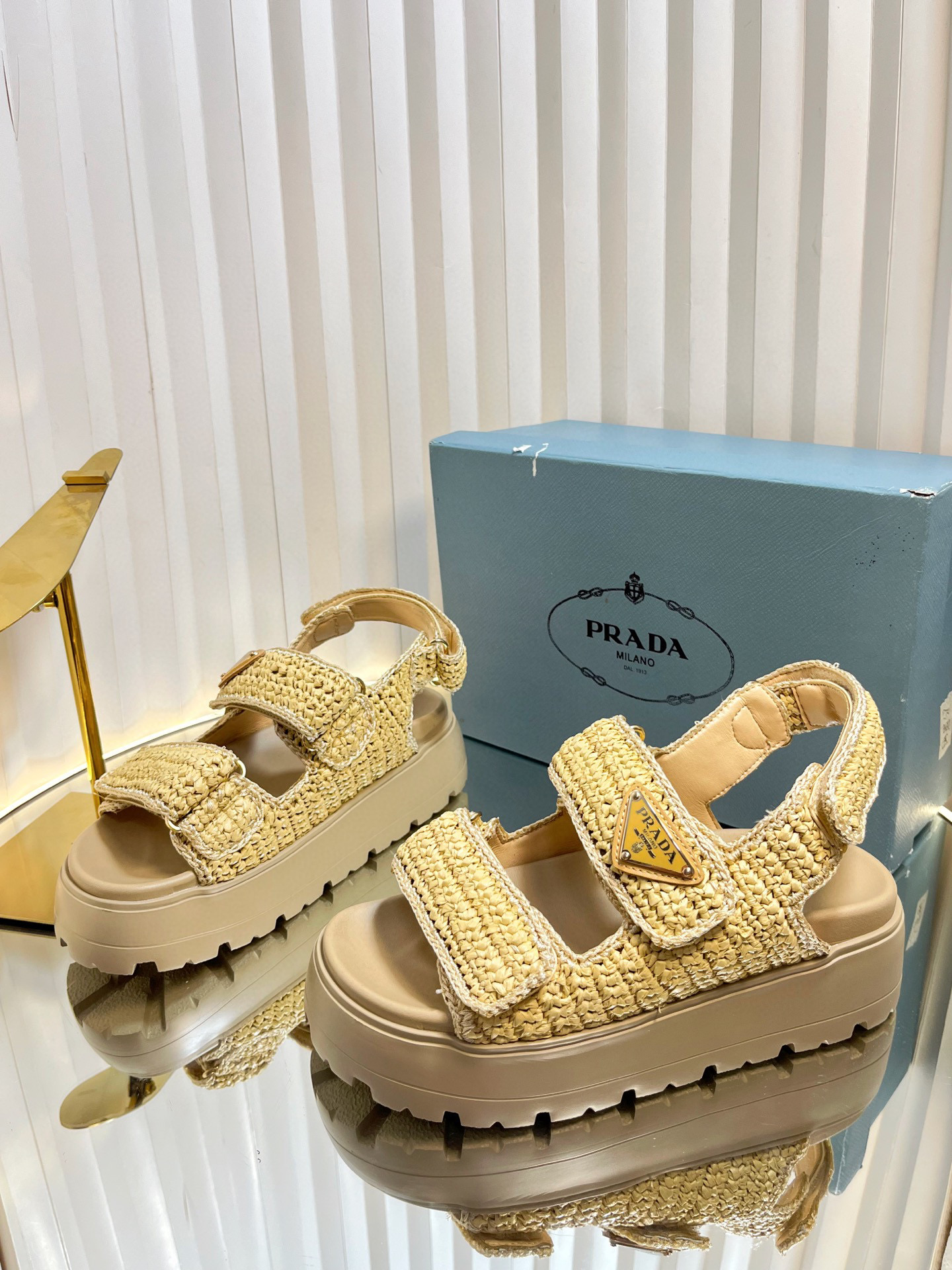 프라다 여자 샌들 5.5cm