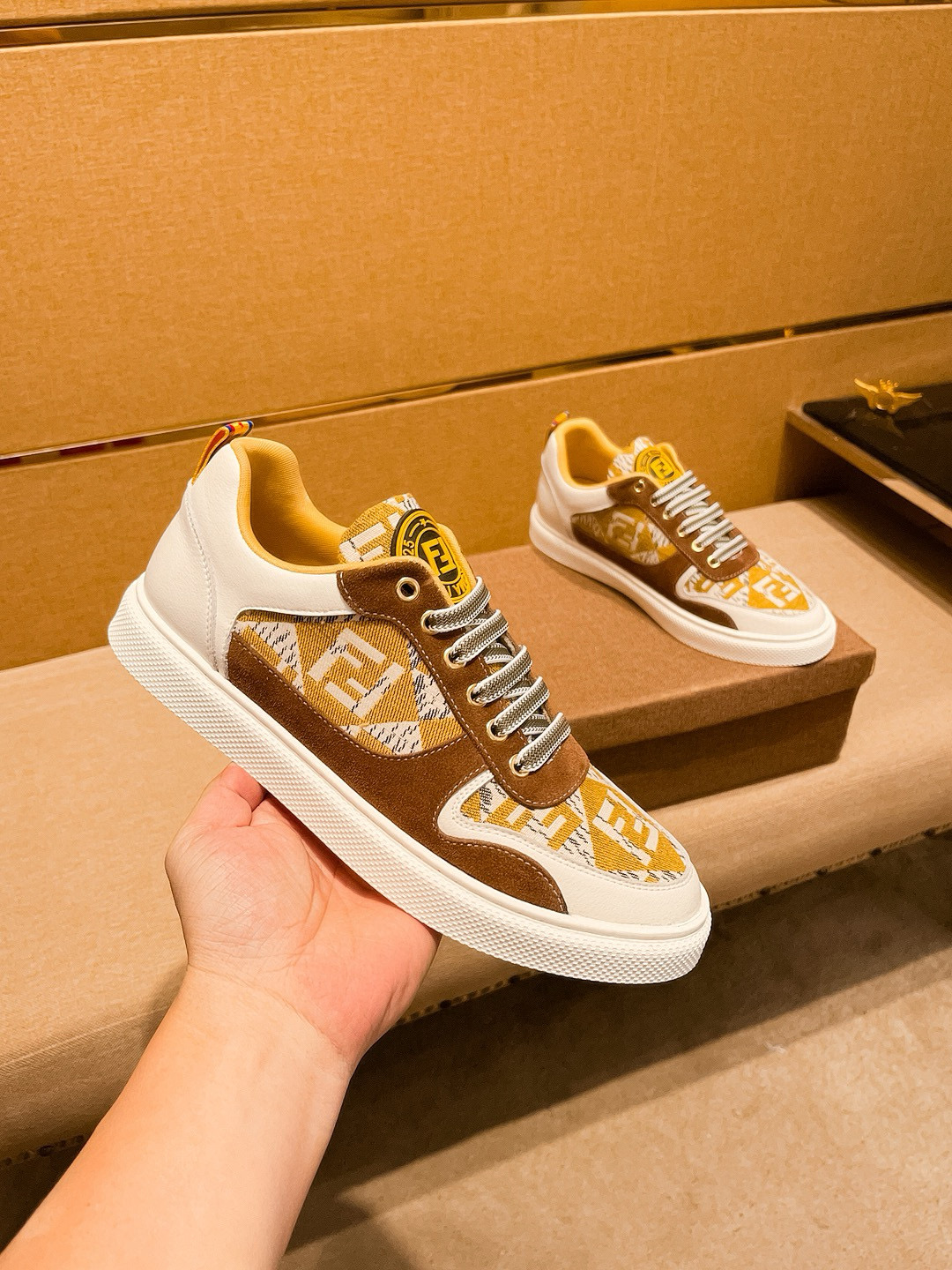 펜디 남자신발 운동화 스니커즈