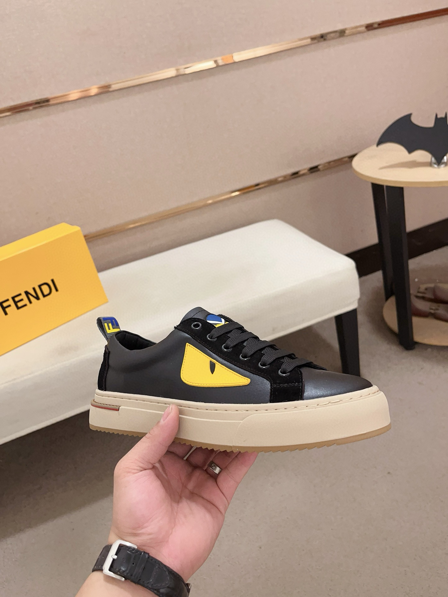 펜디 남자신발 운동화 스니커즈