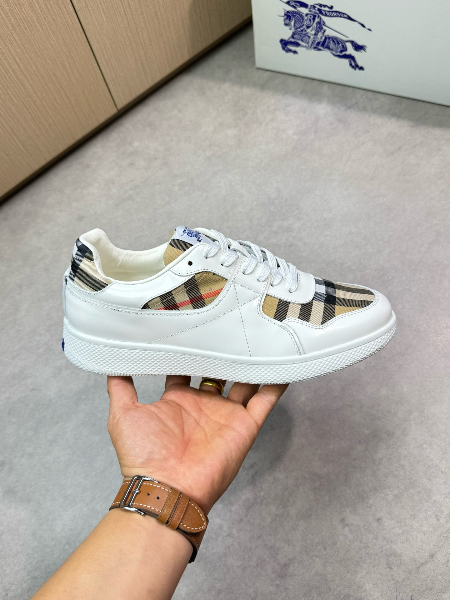 버버리 남자 신발 운동화 스니커즈