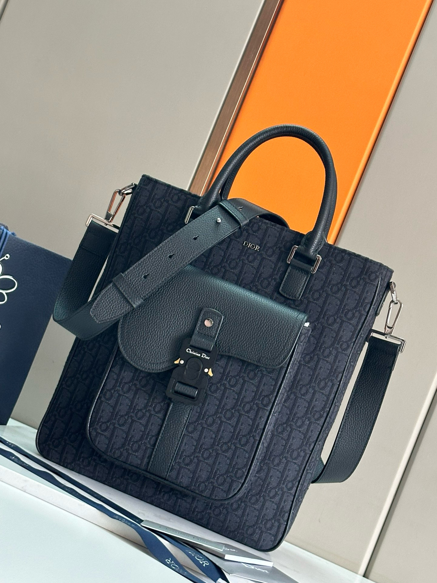디올 토트백 남자가방