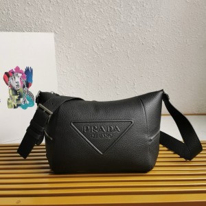 프라다 2VH165 남자가방