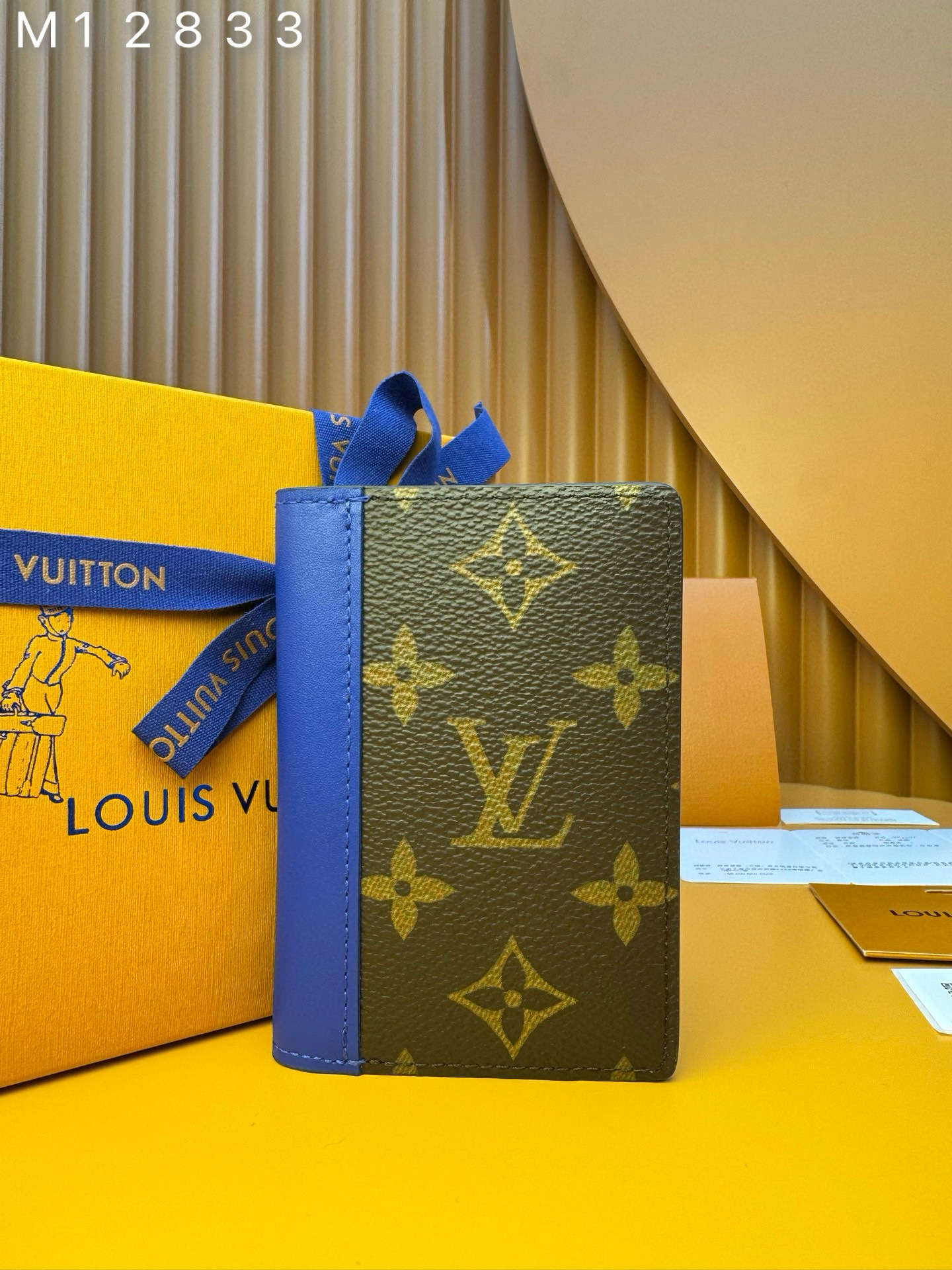 루이비통 남자 반지갑 M12833