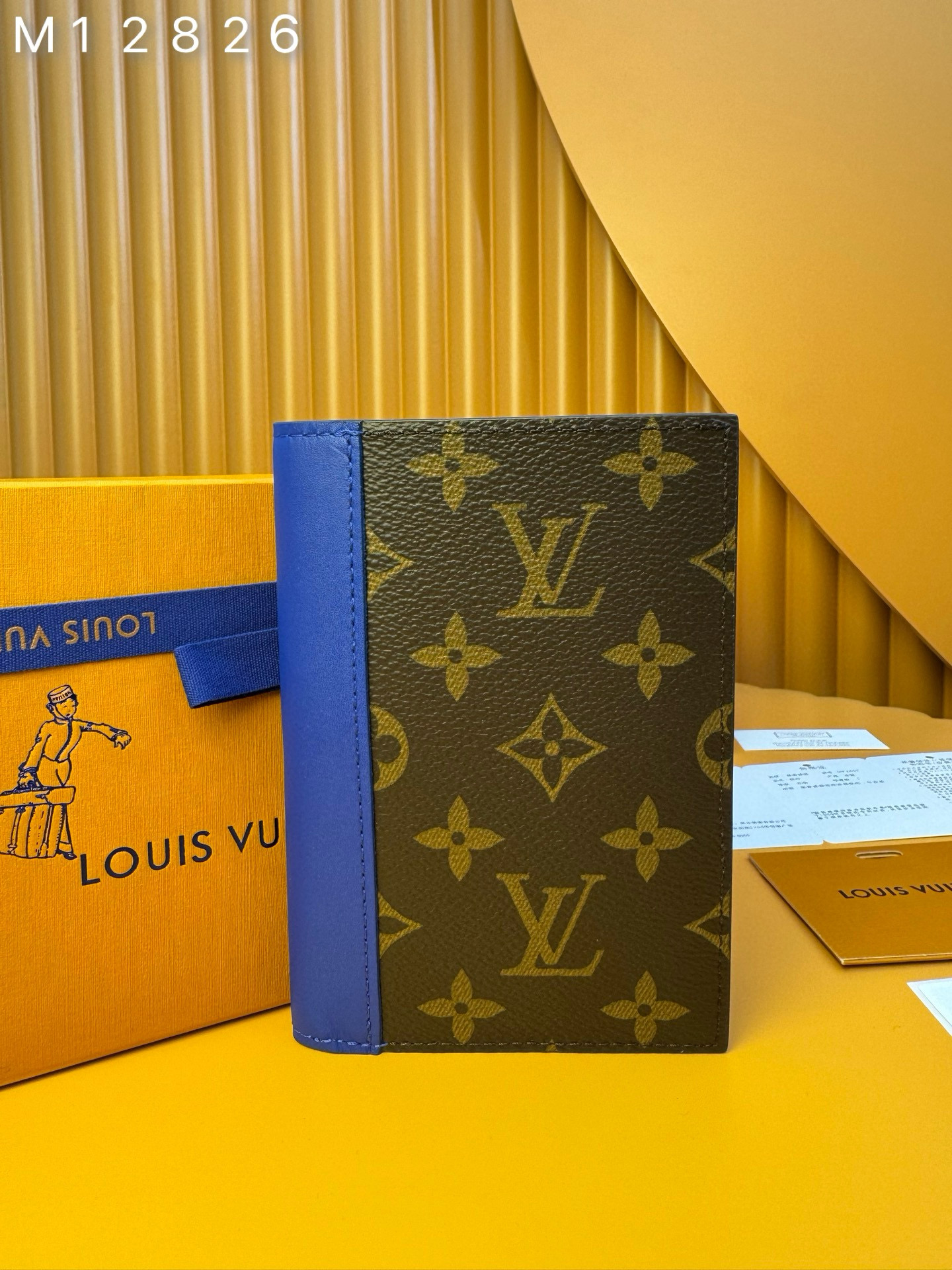 루이비통 남자 반지갑 M12826