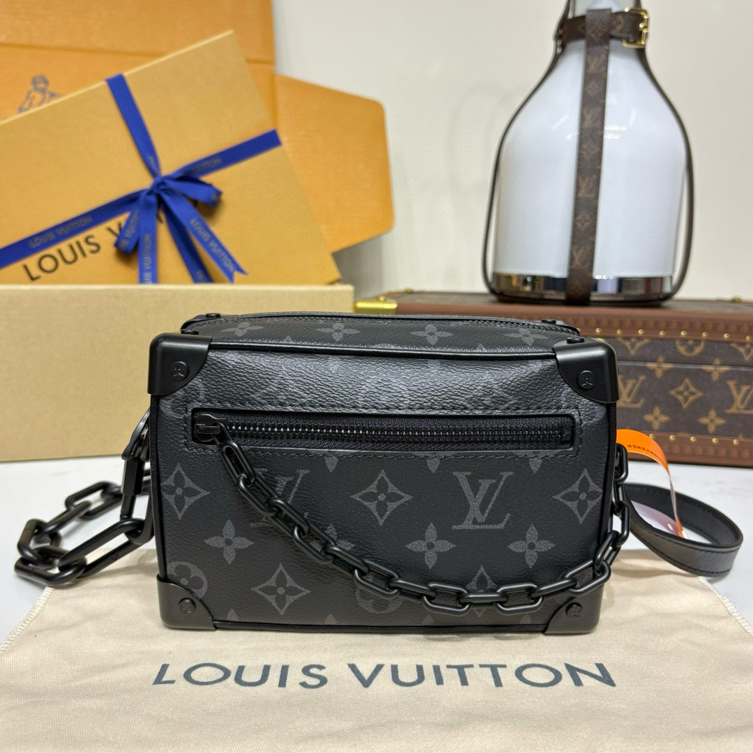 루이비통 M44735 남자가방
