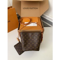 루이비통 M12925 여자가방