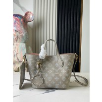 루이비통 M23758 여자가방