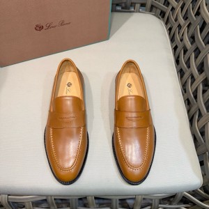 로로피아나 남자 구두