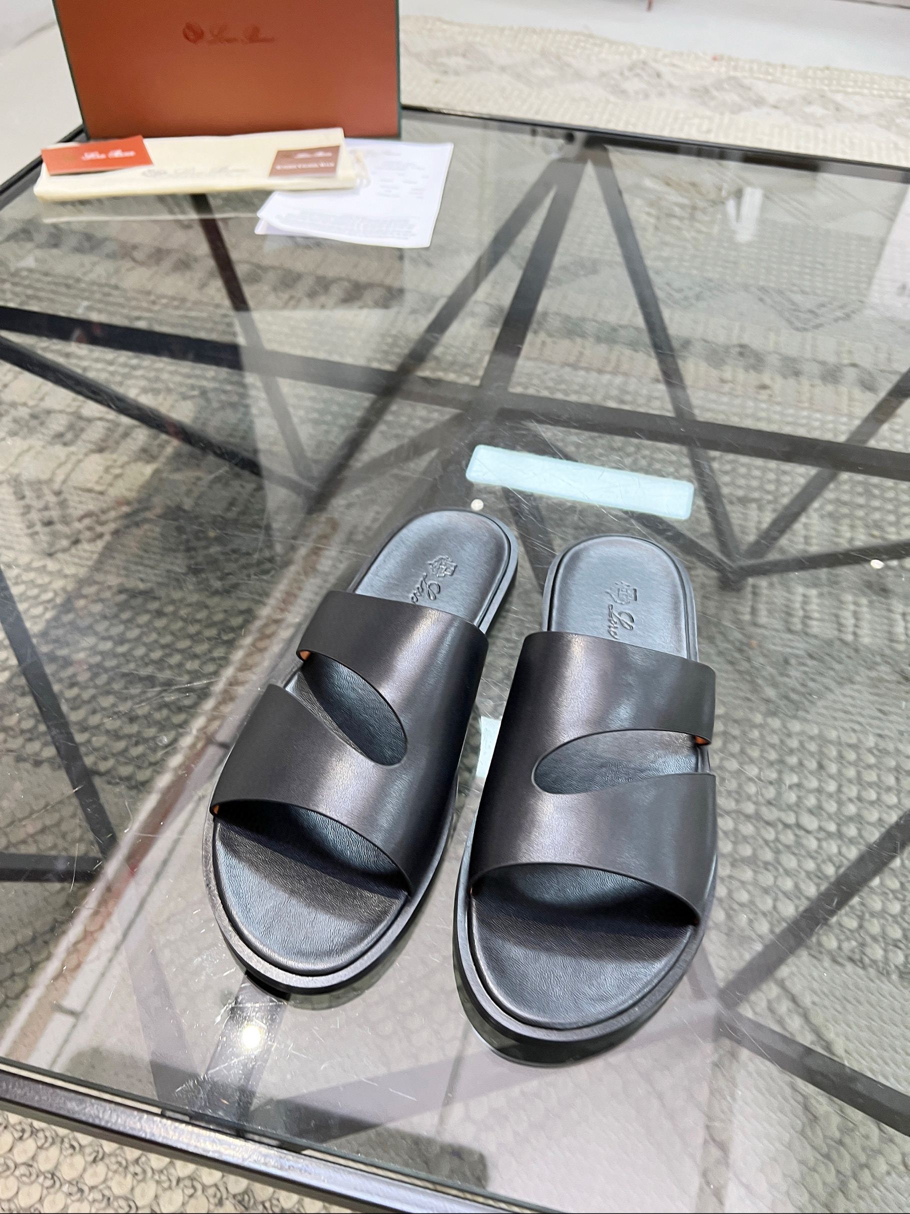 로로피아나 남자 슬리퍼