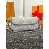 루이비통 M14225 여자가방