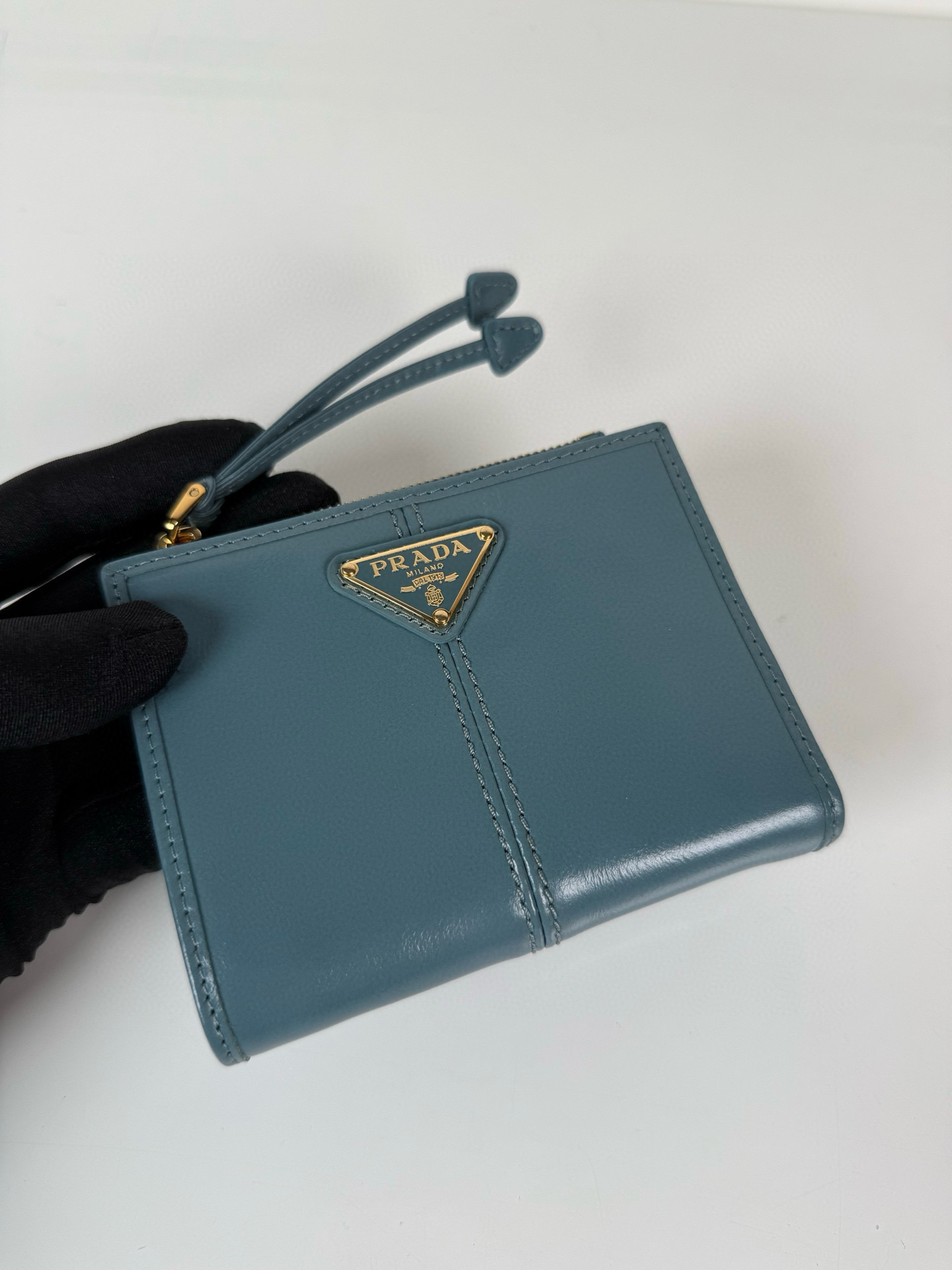 프라다 1ML050 여자 반지갑