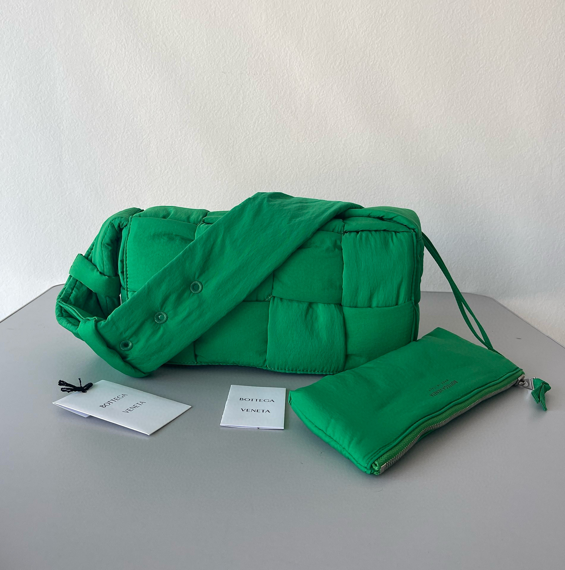 보테가베네타 628951 남녀공용가방