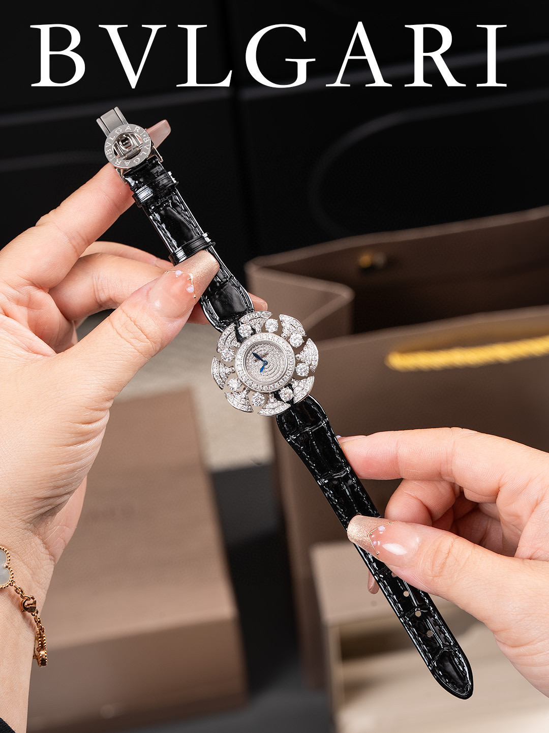 불가리 미러급 여자시계