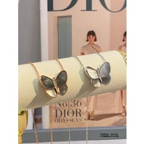 반클리프앤아펠 목걸이