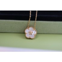 반클리프앤아펠 목걸이