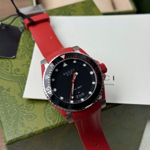 구찌 2칼라 남자 시계