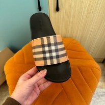 버버리 남녀공용 슬리퍼