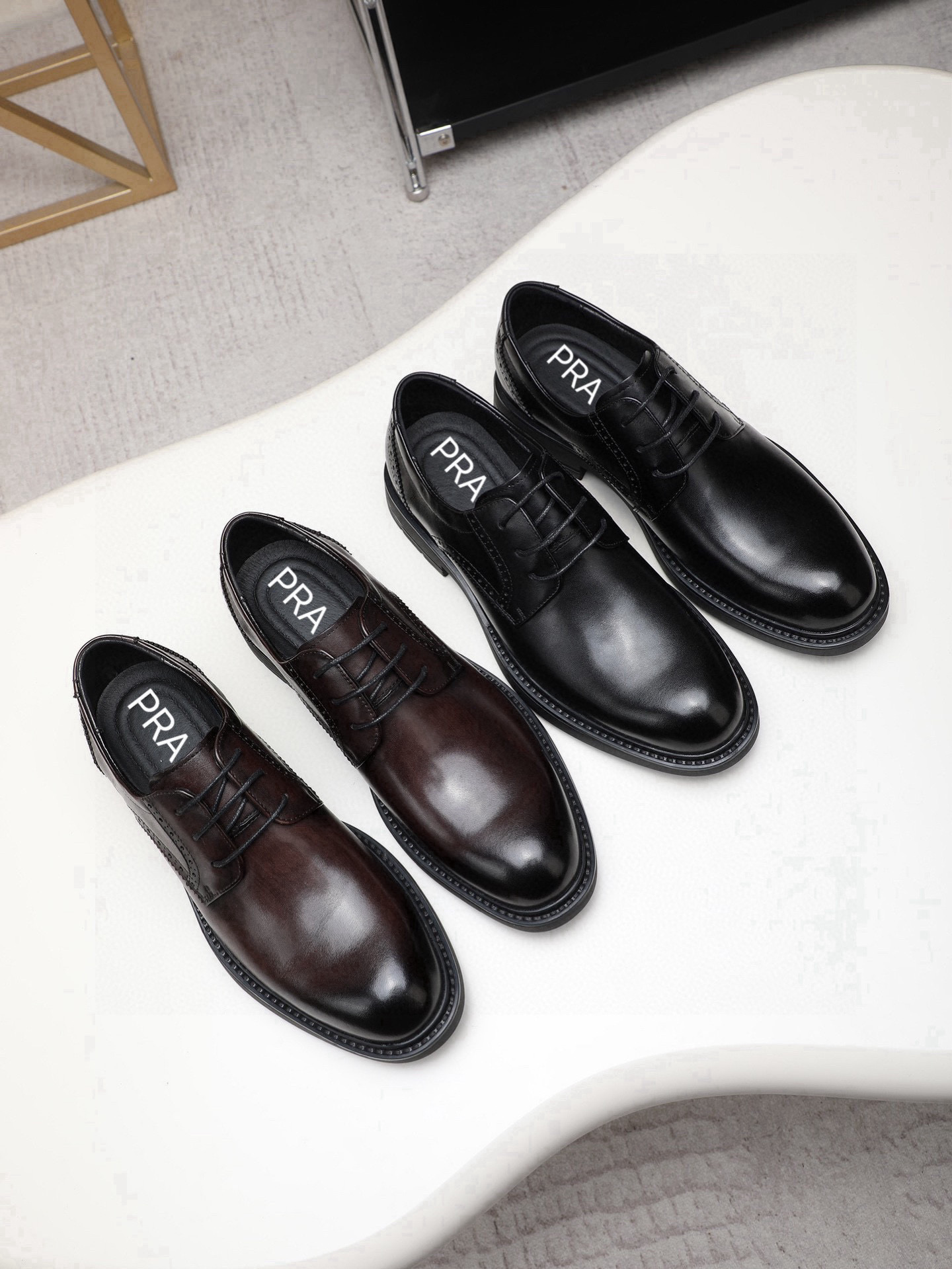 프라다 2컬러 남자 구두