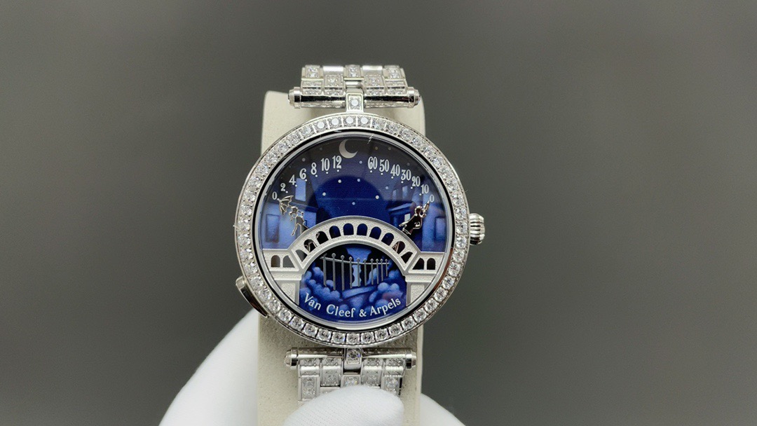 반클리프앤아펠 미러급 여자시계