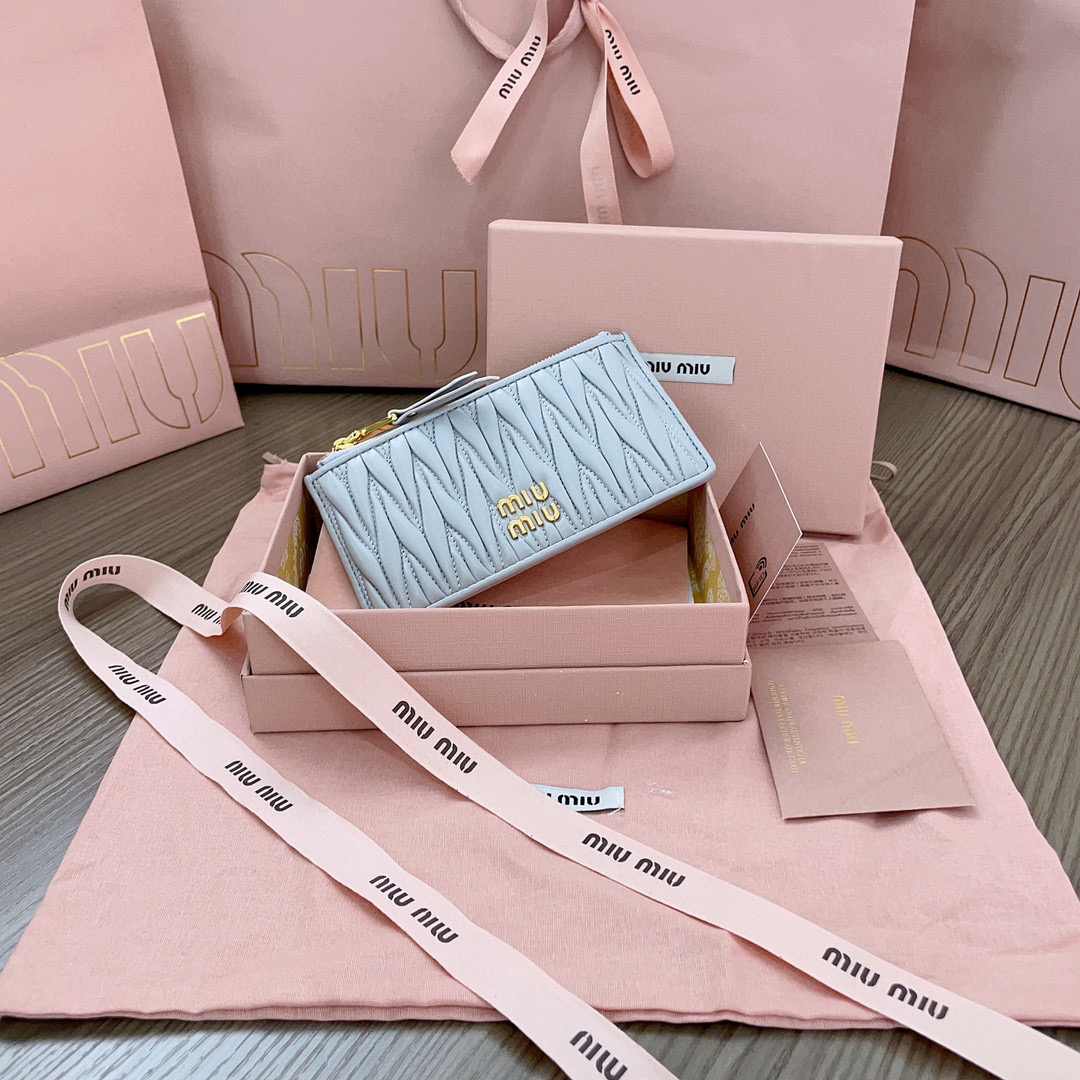 미우미우 5MB006 여자 카드지갑 머니클립