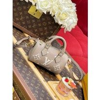 루이비통 M82890 여자가방