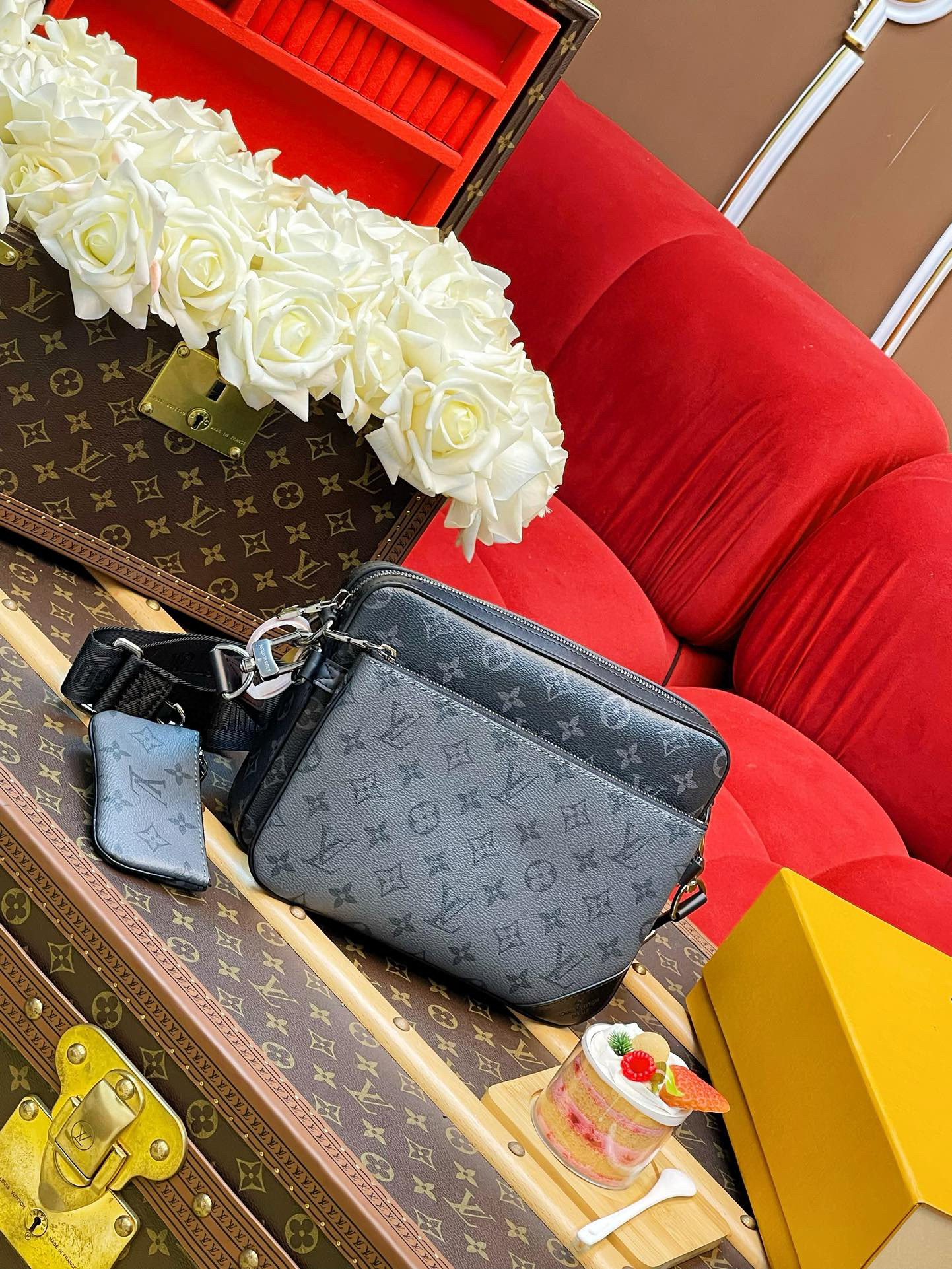 루이비통 M69443 남자가방