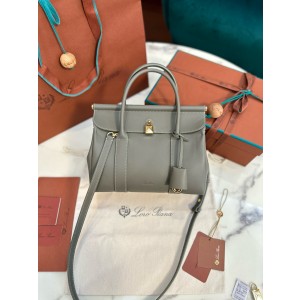 로로피아나 여자가방