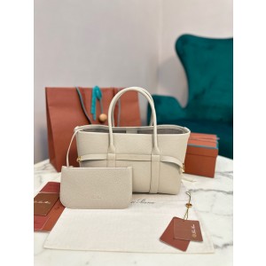 로로피아나 여자가방