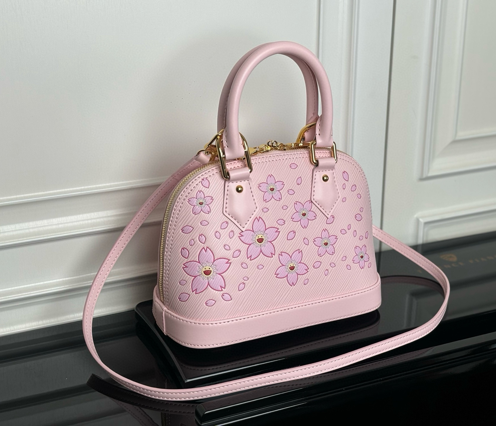 루이비통 M13104 여자가방