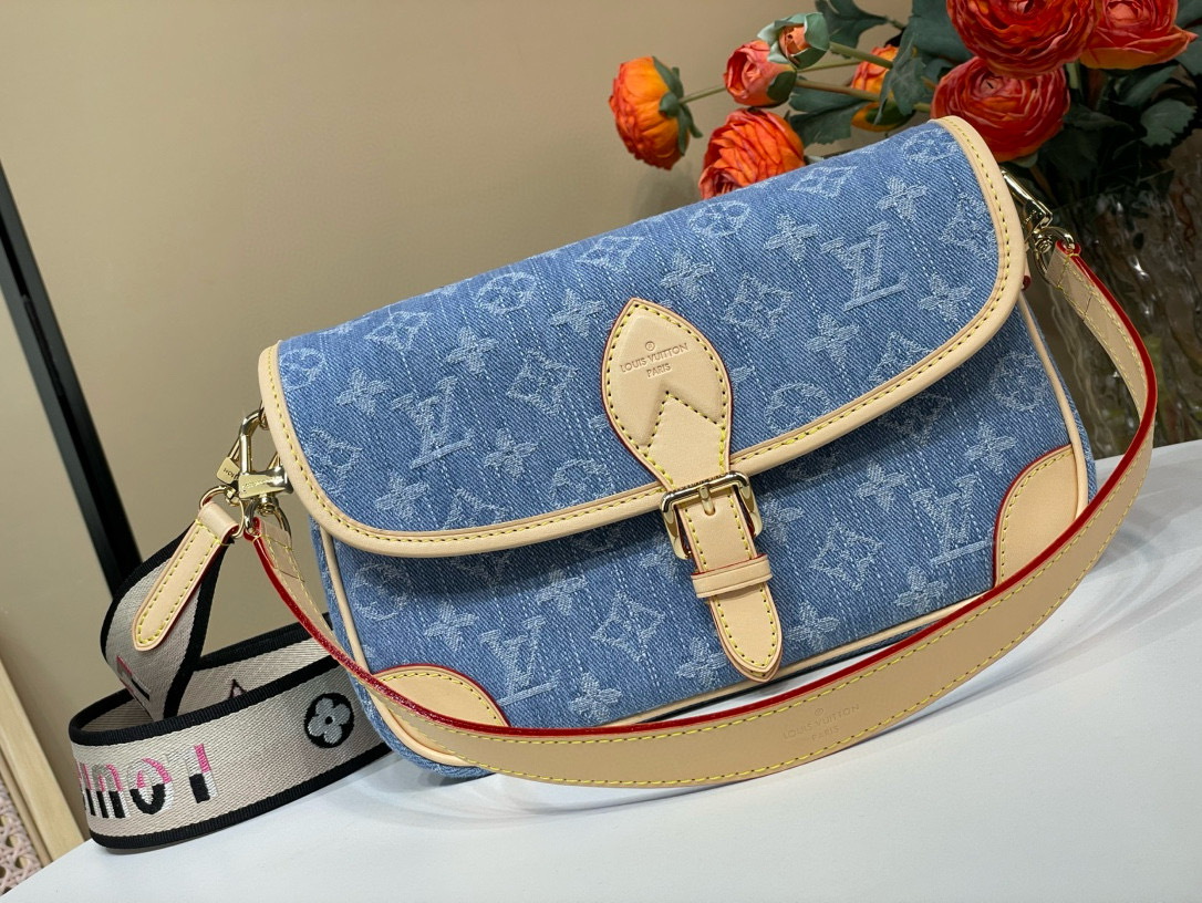 루이비통 m13070 여자가방