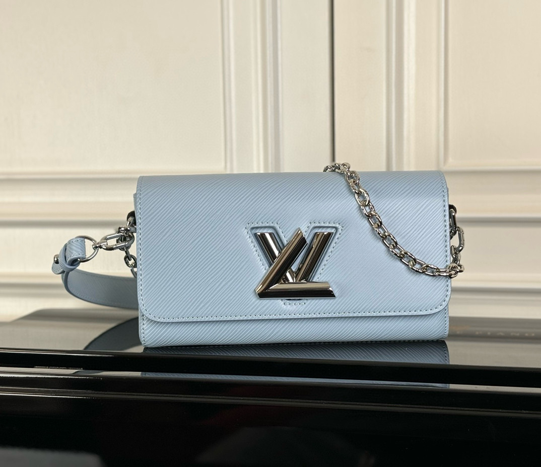 루이비통 M24549 여자가방