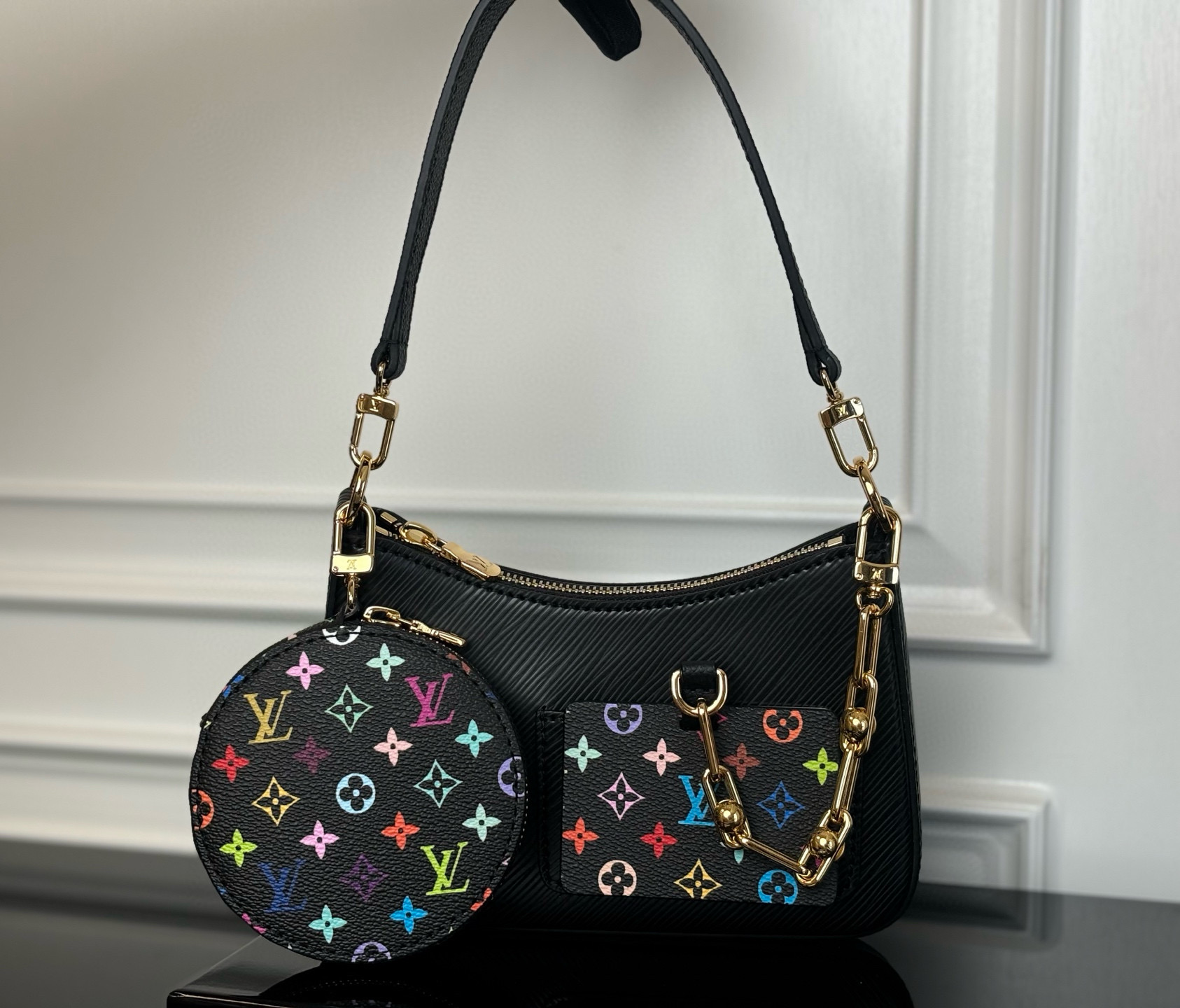 루이비통 M13099 여자가방