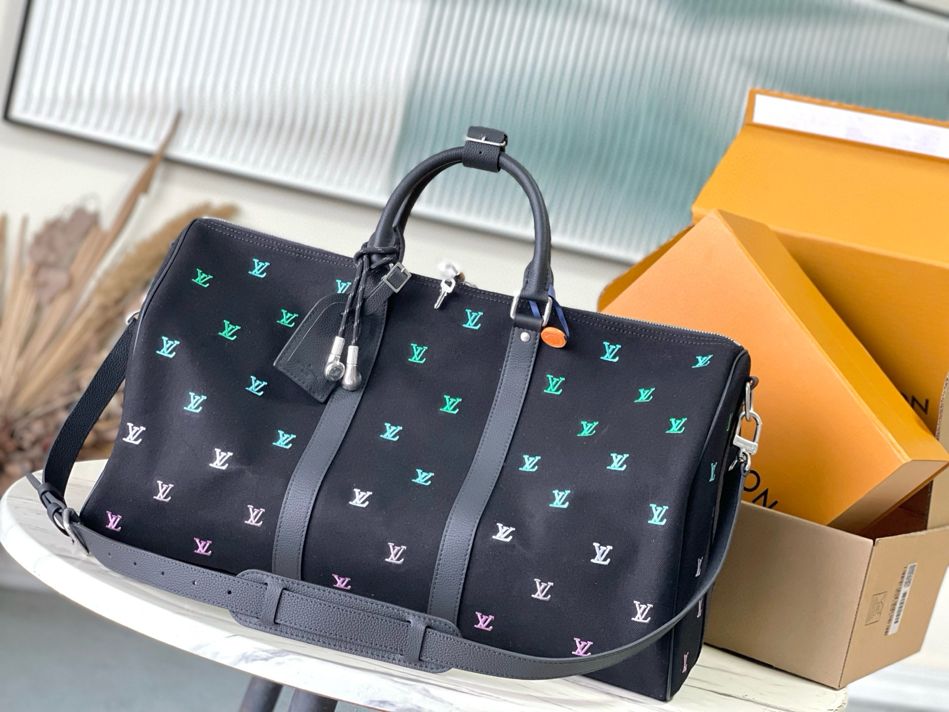 루이비통 M13966 여행가방