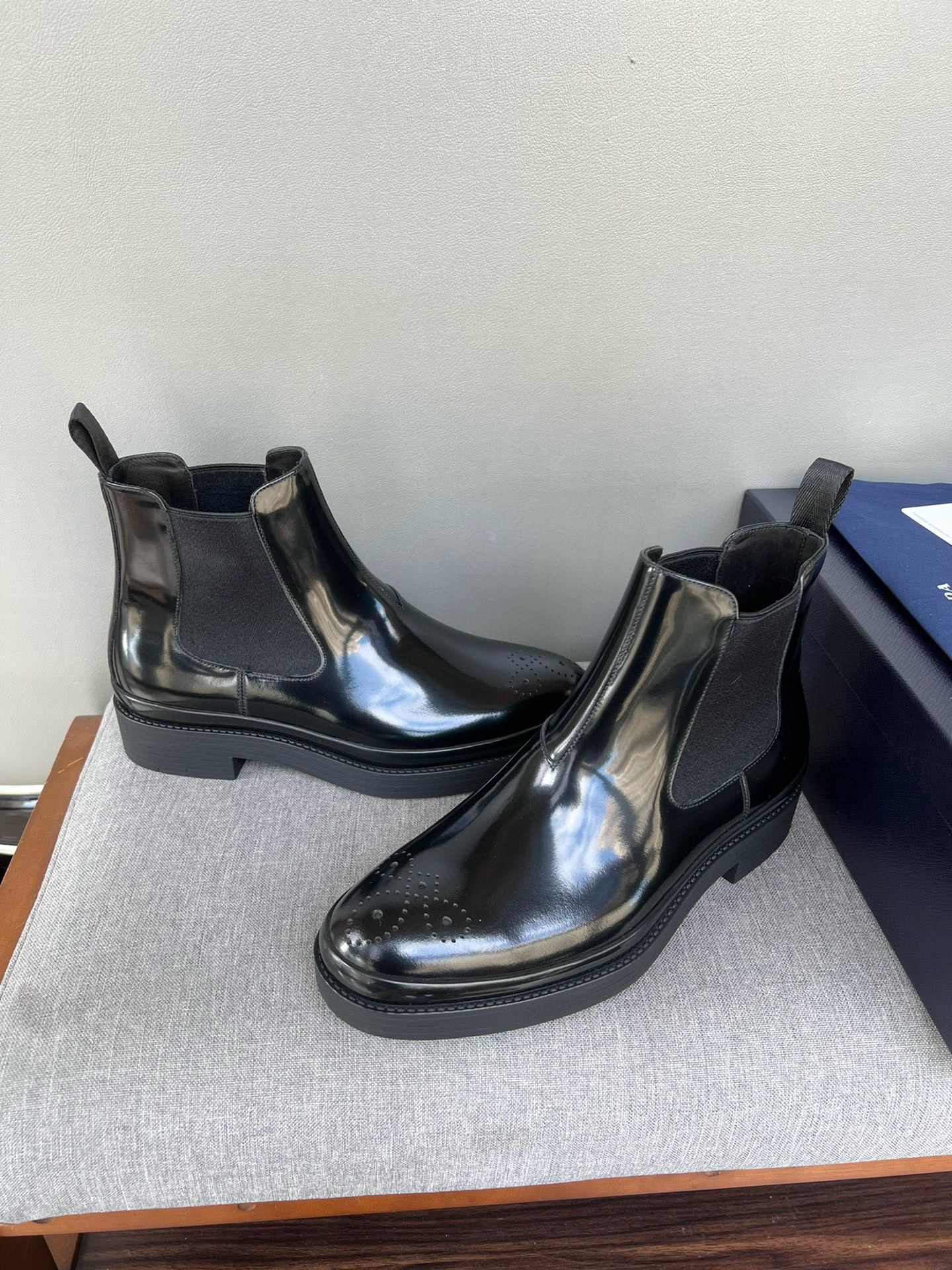 프라다 남자 부츠