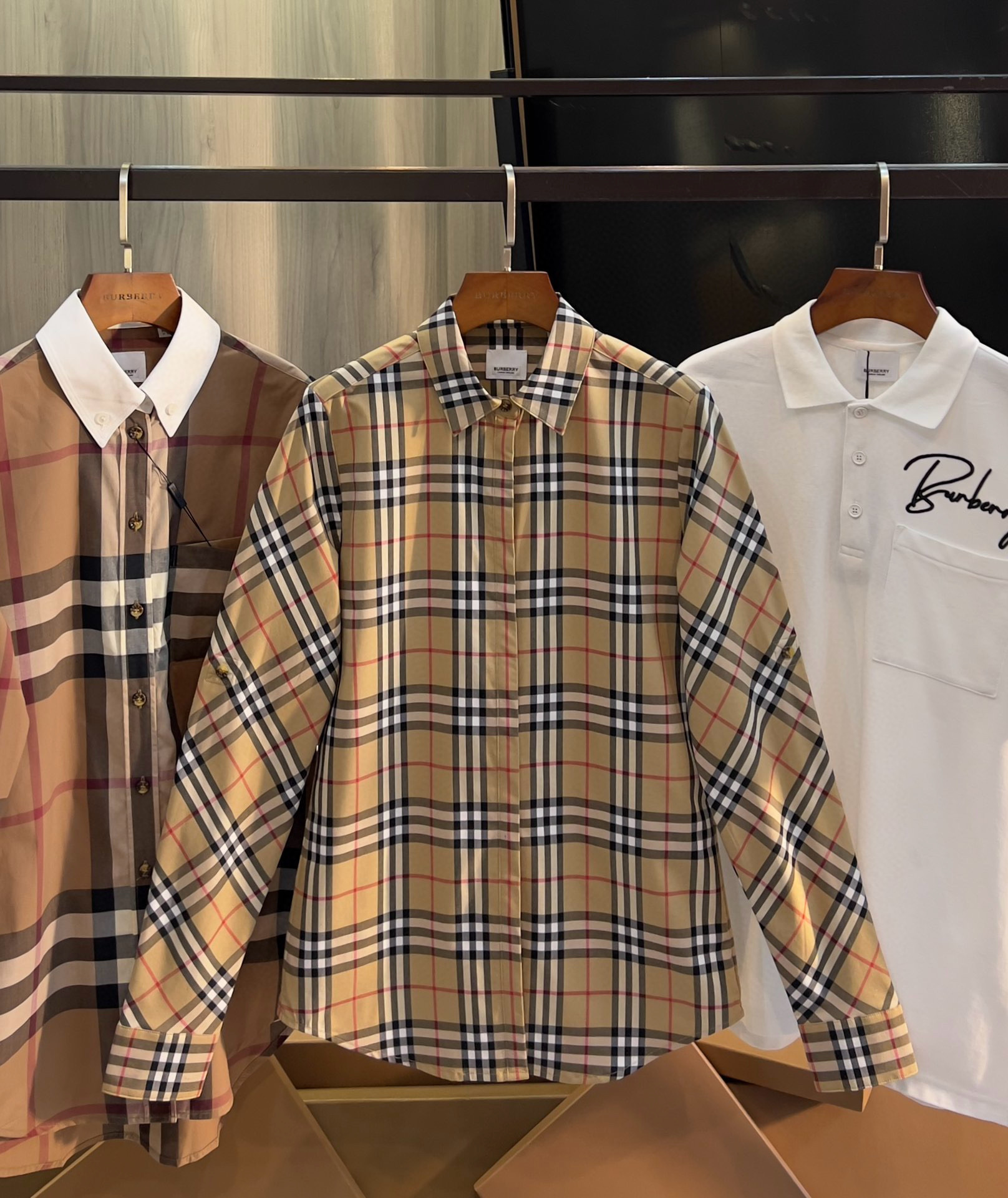 버버리 여자 셔츠