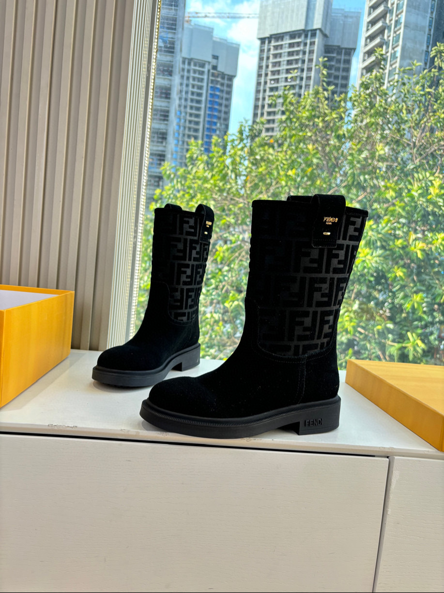 펜디 5CM 여자 부츠
