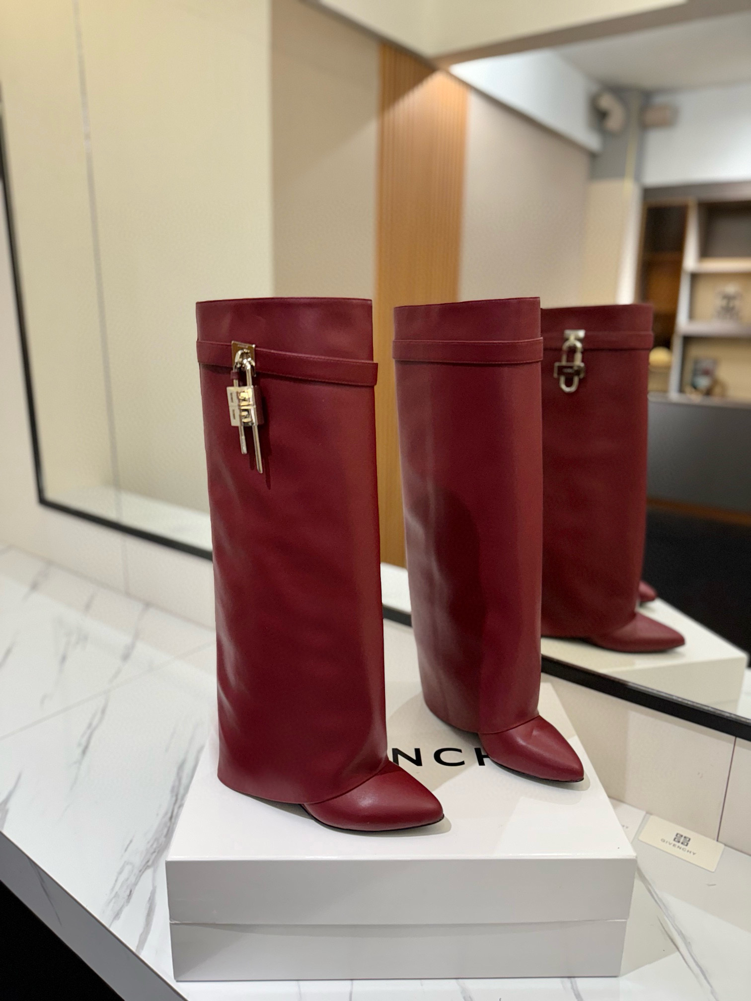 지방시 8.5CM 여자 부츠