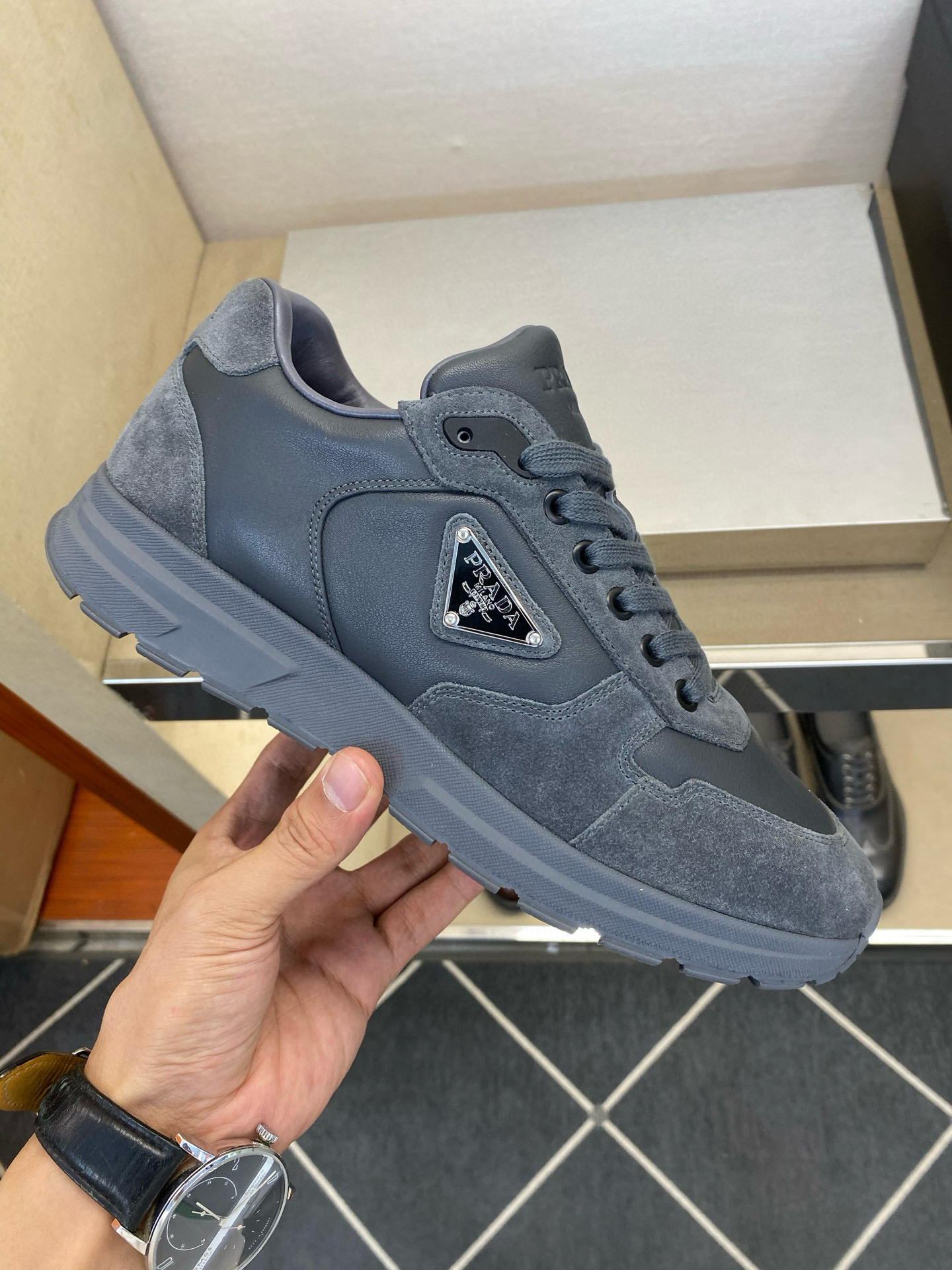 프라다 남자 스니커즈 신발 운동화