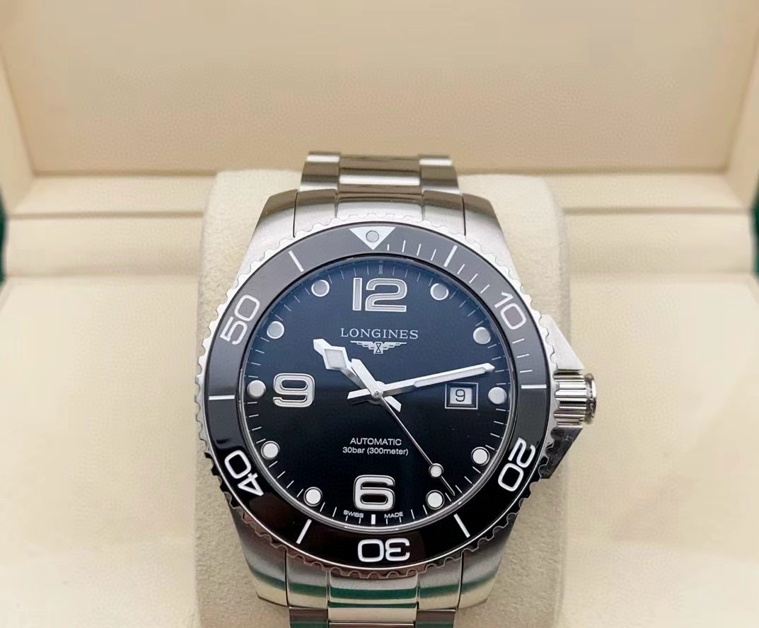 론진 A급 남자 시계